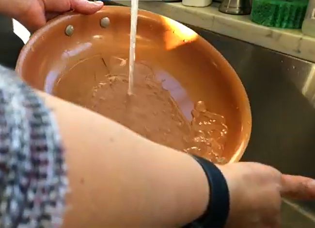 Wash the Copper Chef cookware