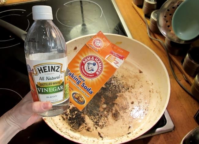 White Vinegar and Baking Soda For Cleaning Ceramic Cookware